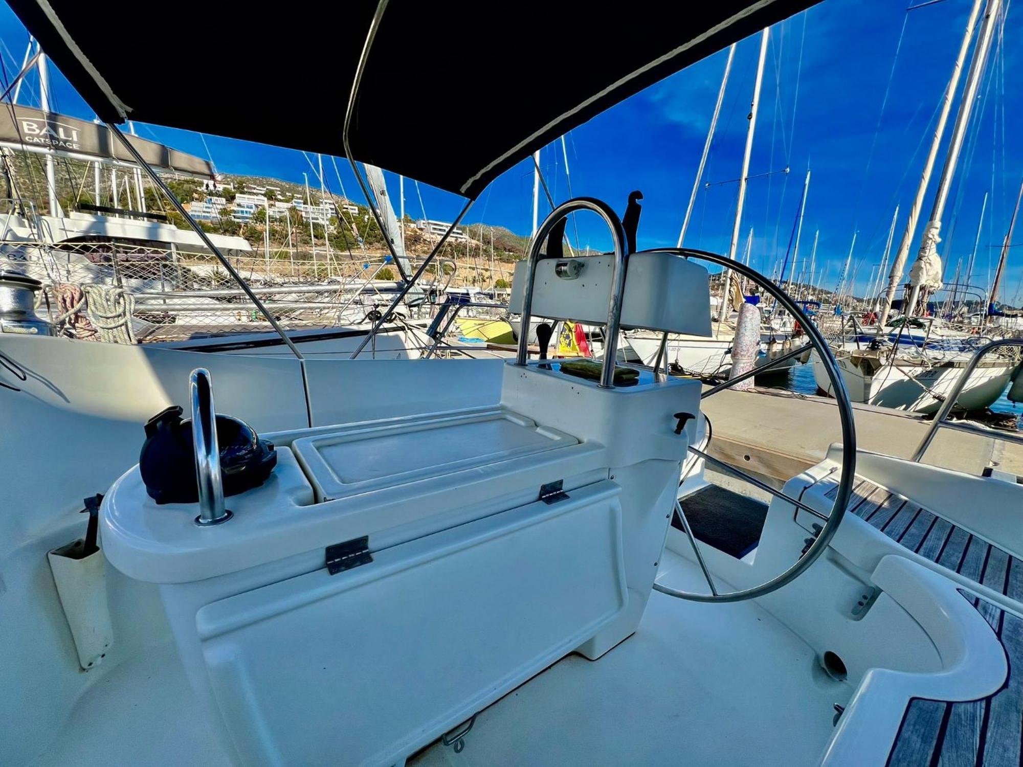 Magnific Sailboat Next To The Beach Bcn Badalona Extérieur photo